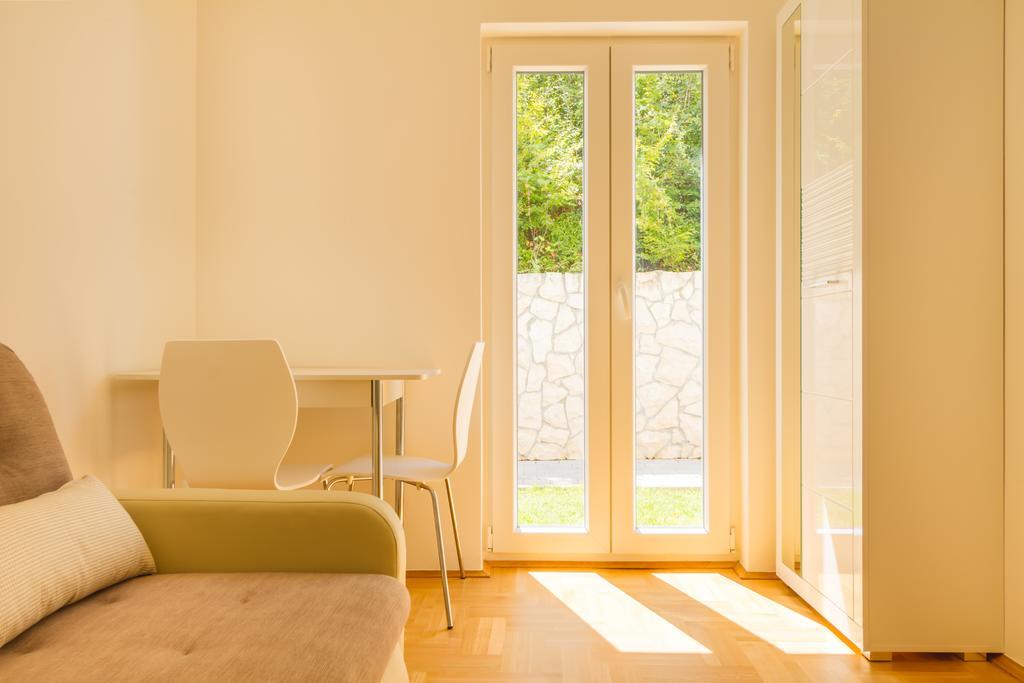 Villa Apartments Futura Vantacici Luaran gambar